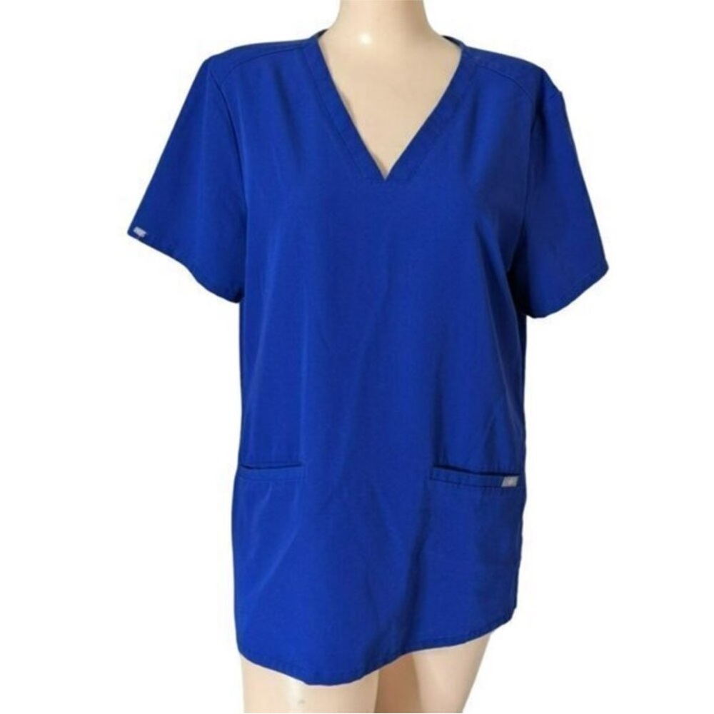 Figs Winning Blue casma scrub top medium